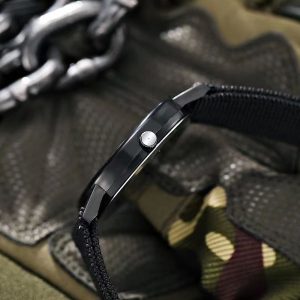OMNIWATCHES 6895 Men's Quartz Watch