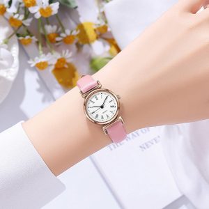 OMNIWATCHES 7932 Quartz Wristwatch